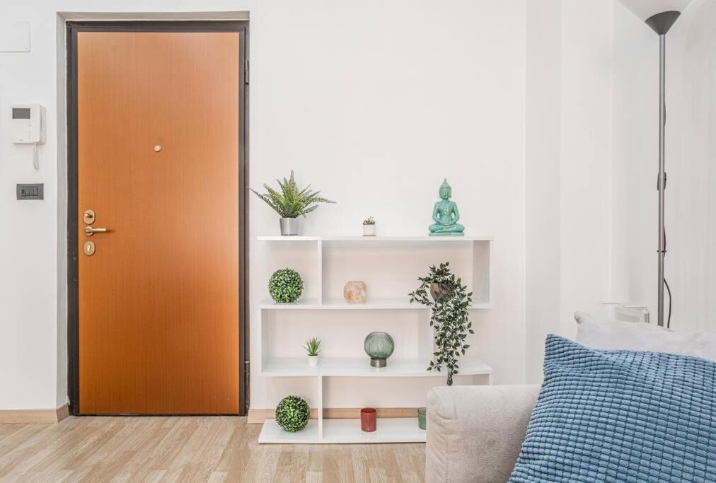 Artistic House Navigli-Duomo Netflix & Design Διαμέρισμα Μιλάνο Εξωτερικό φωτογραφία